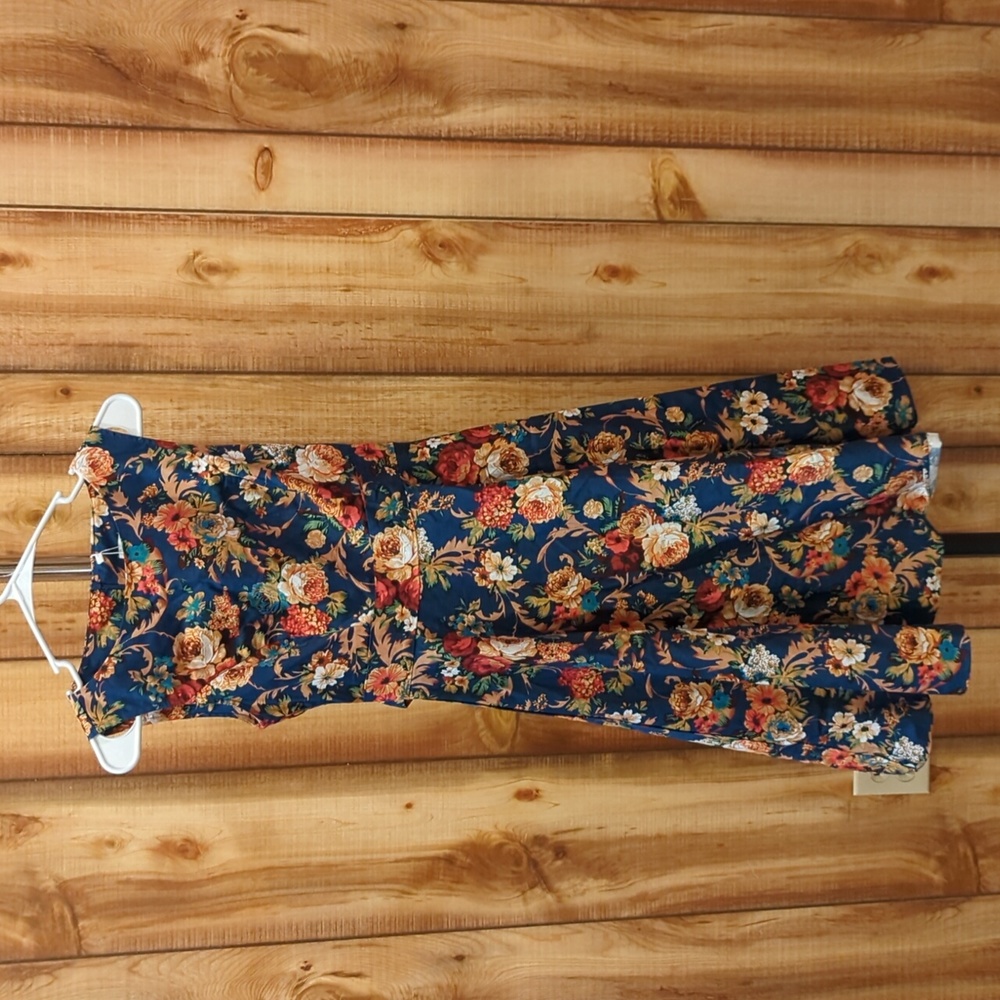 Modcloth Miss Lulo Blue red tan floral Sleeveless belted Dress size:  Small NWT